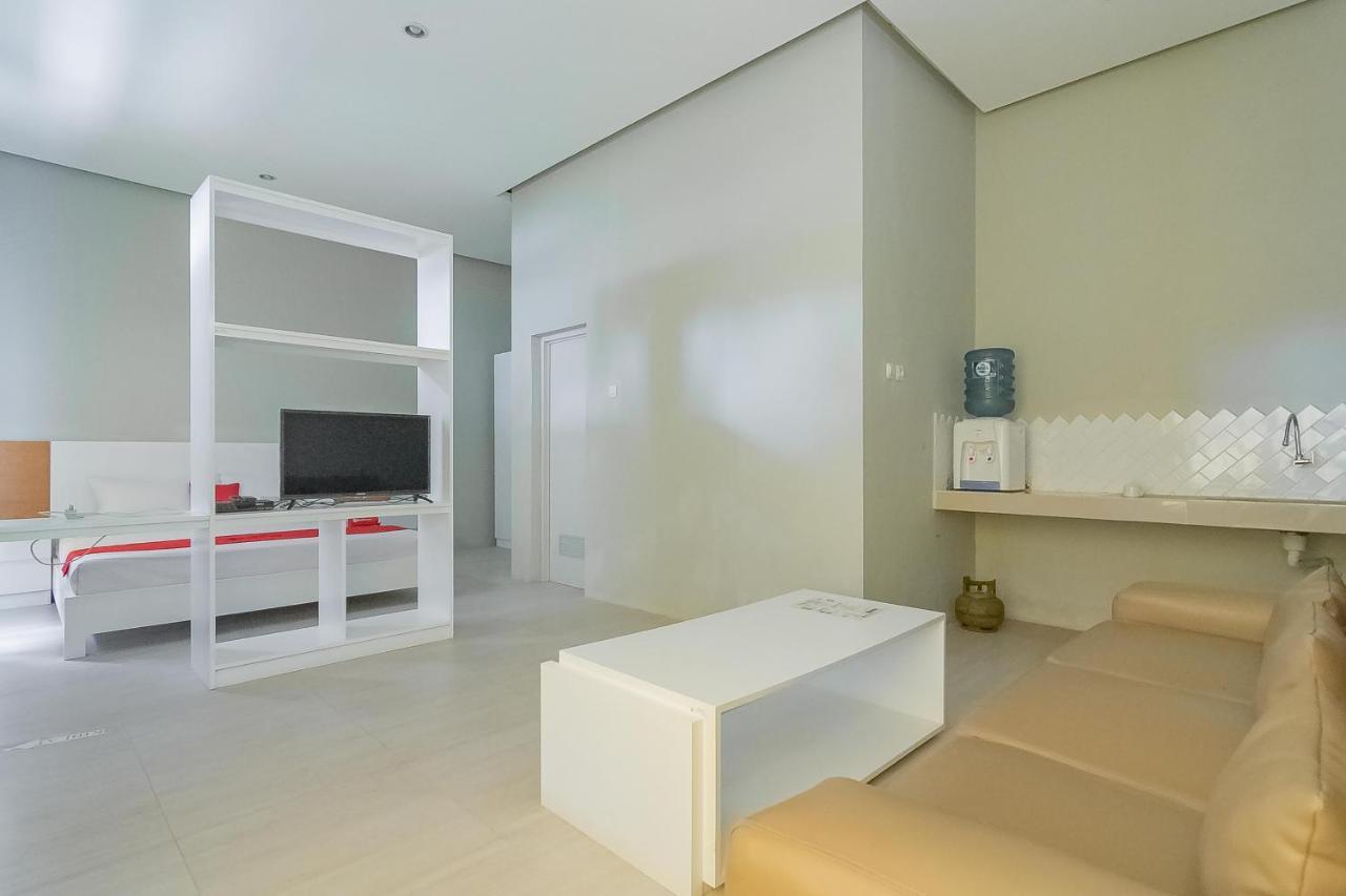 Reddoorz Resort Syariah Near D'Castello Ciater Subang Exterior photo